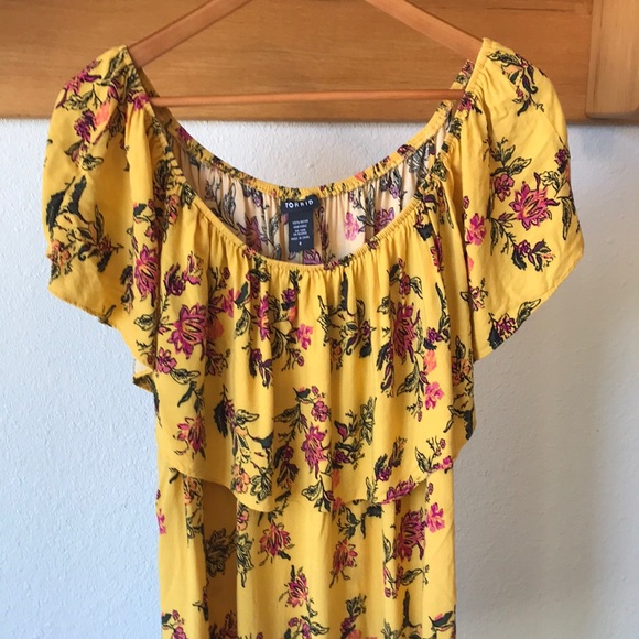 Torrid Off-the-Shoulder Floral Blouse with Ruffle - Picture 5 of 9